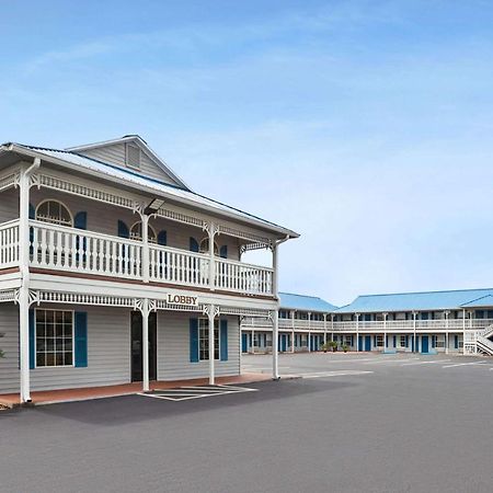 Super 8 By Wyndham Foley Motel Bagian luar foto