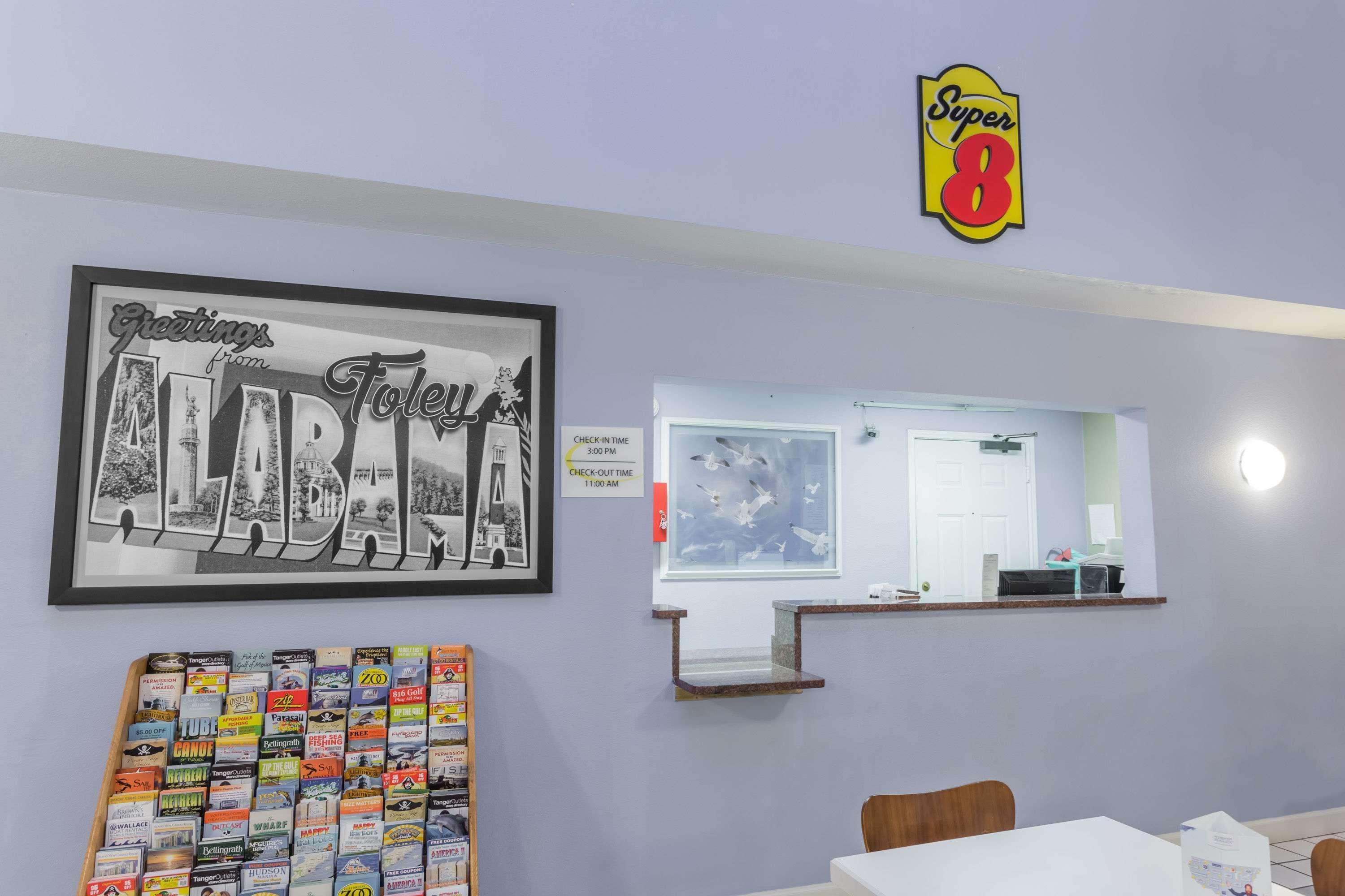 Super 8 By Wyndham Foley Motel Bagian luar foto