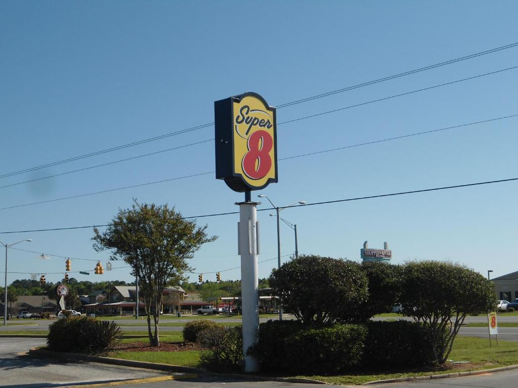 Super 8 By Wyndham Foley Motel Bagian luar foto